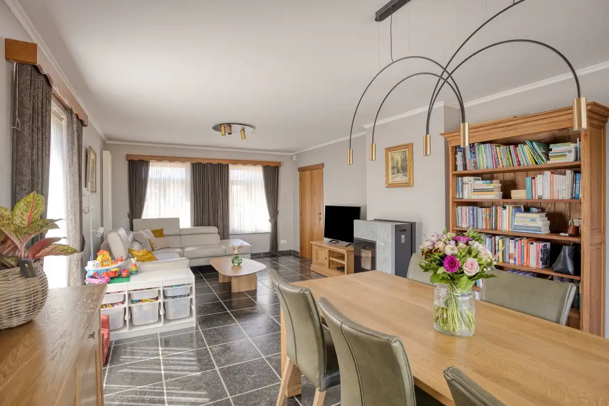Instapklare woning met drie slaapkamers in een doodlopende straat foto 5