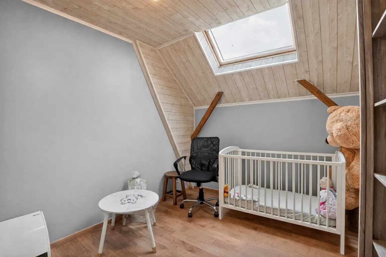 Instapklare woning op ruim perceel (880 m²) met prachtig landelijk uitzicht in Merkem foto 23