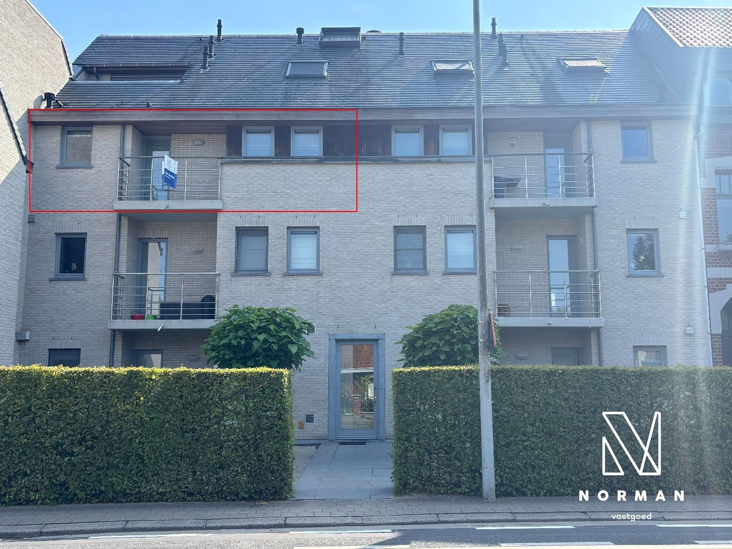 Prachtig appartement met 2 terrassen en garage in Heule! foto 12