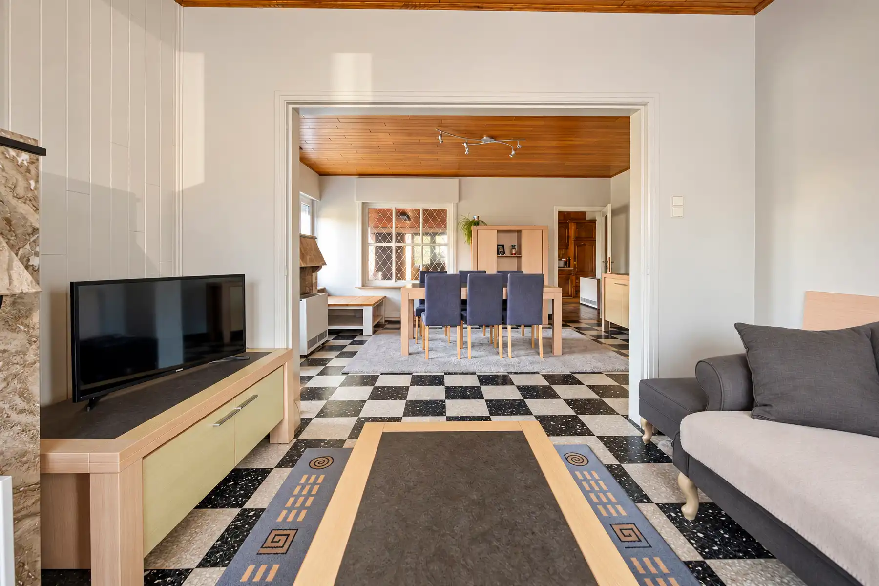 Woning met naastliggende bouwgrond foto 4