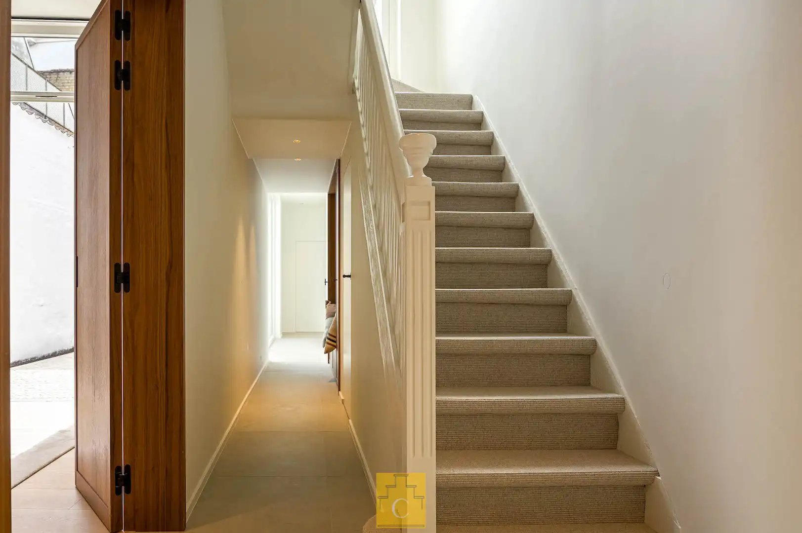 pas gerenoveerd diephuis op iconisch stadsplein, een meesterwerk van historiek en hedendaagse luxe foto 19