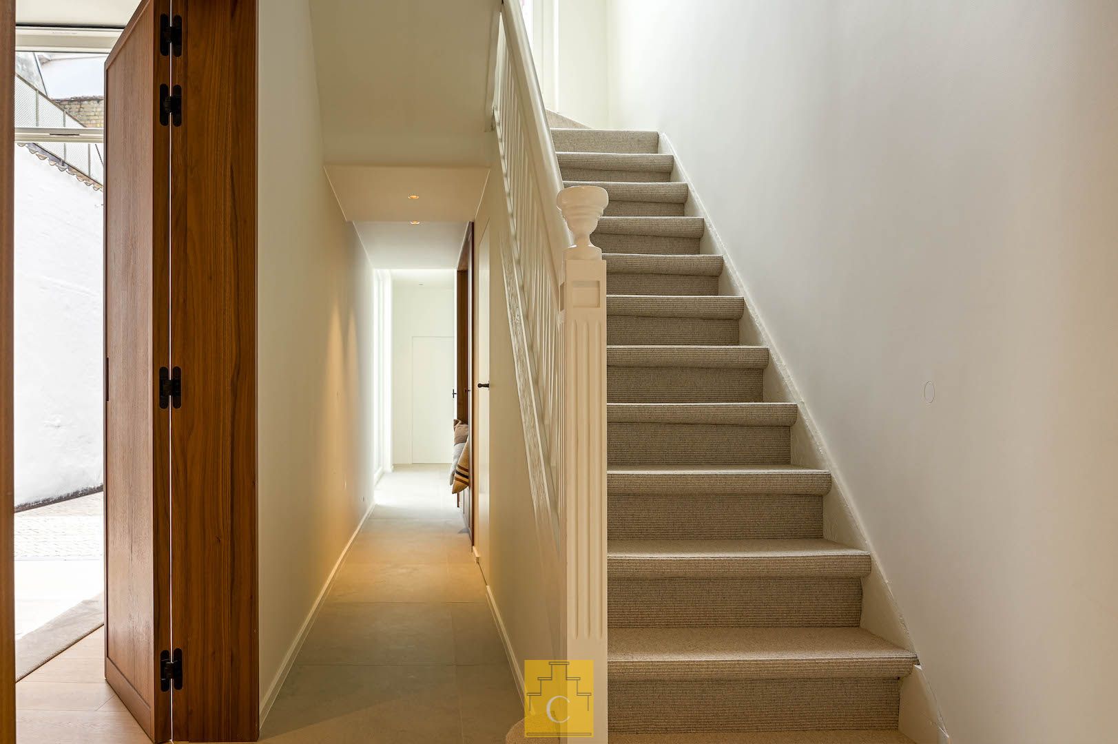 pas gerenoveerd diephuis op iconisch stadsplein, een meesterwerk van historiek en hedendaagse luxe foto 21