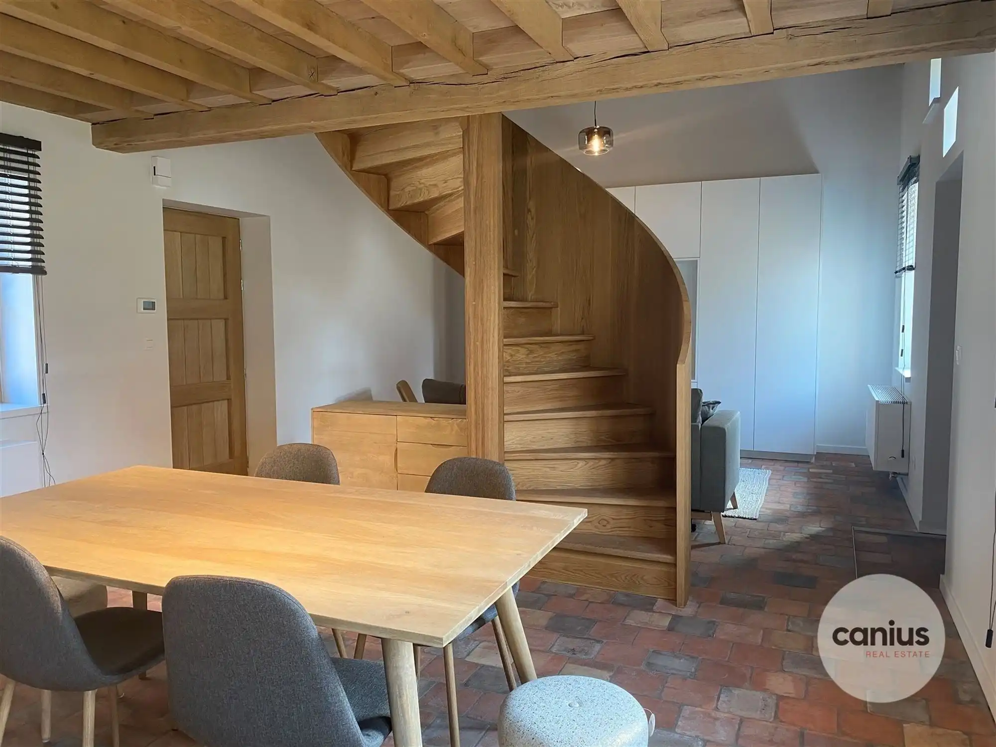 GERESTAUREERDE BEGIJNHOFWONING TE SINT-TRUIDEN foto 4