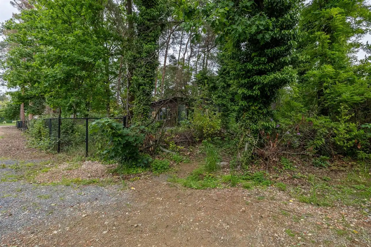 te renoveren of af te breken chalet, permanent wonen mogelijk foto 3