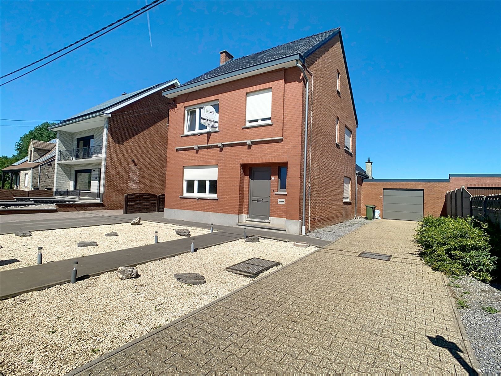 Hoofdfoto van de publicatie: Mooie ruime woning, 3 slpks, garage, tuin, 11a 59ca
