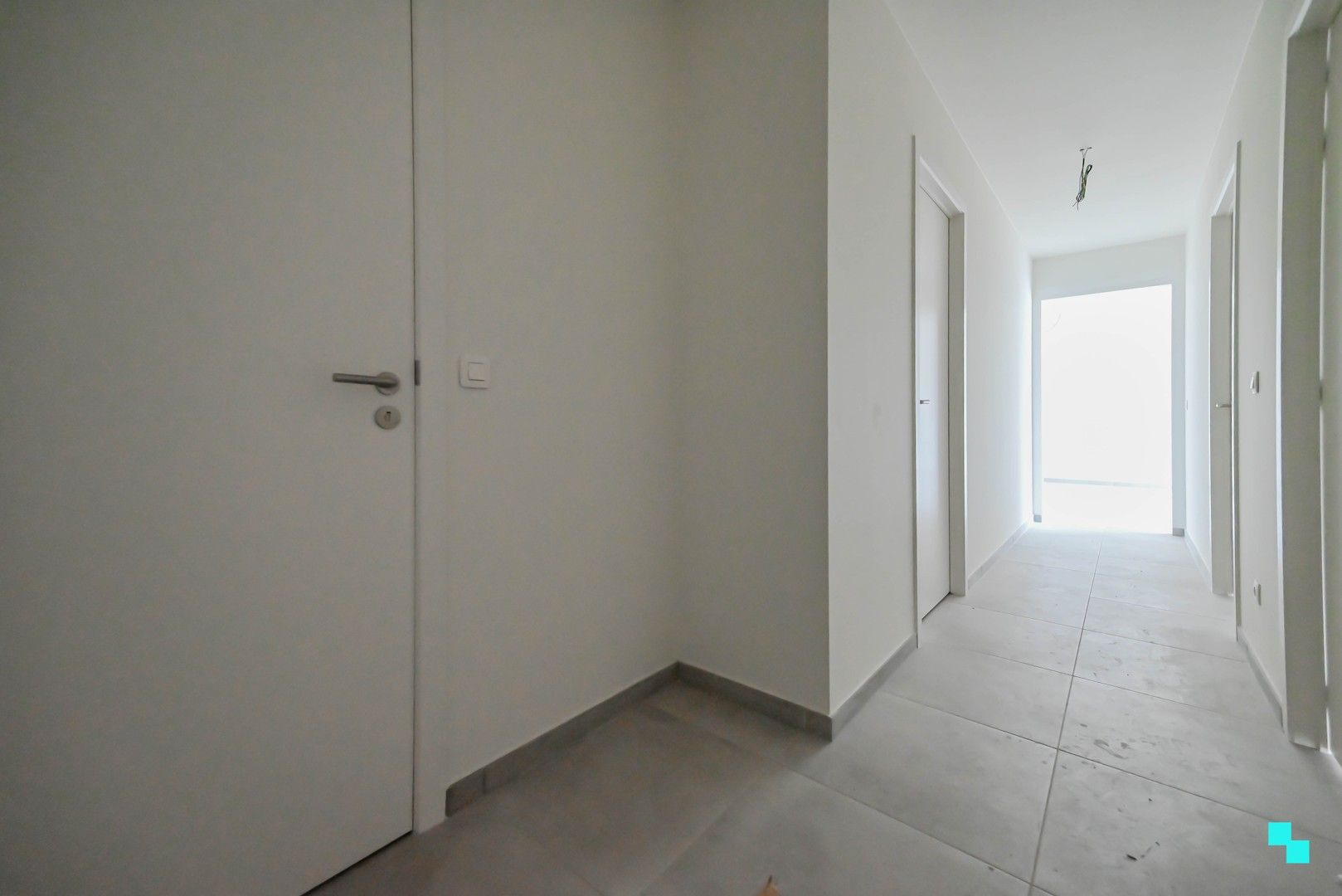 Nieuwbouwappartement met twee slaapkamers in hartje Emelgem foto 14