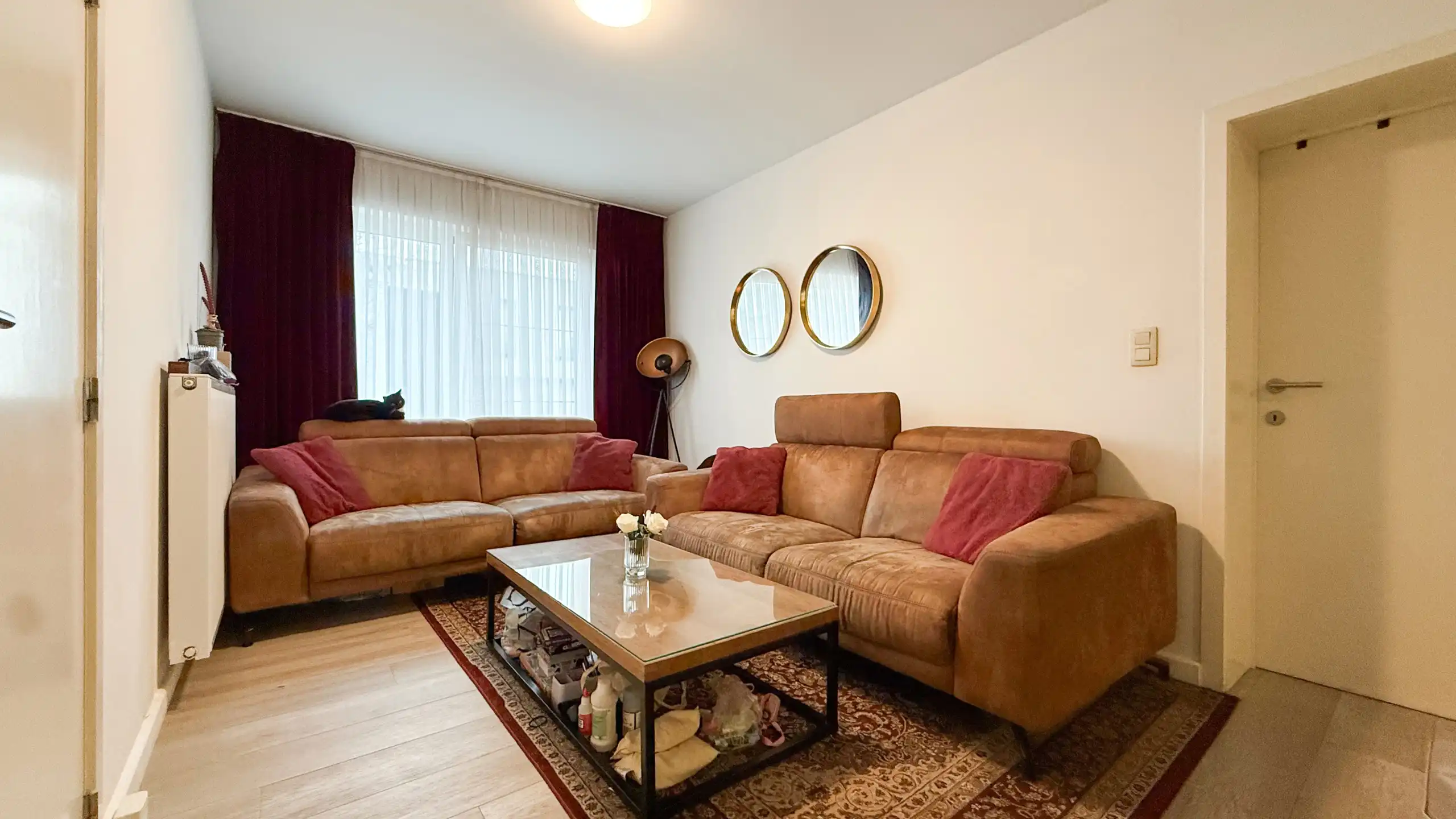 Instapklaar gelijkvloers appartement in Heusden! foto 2