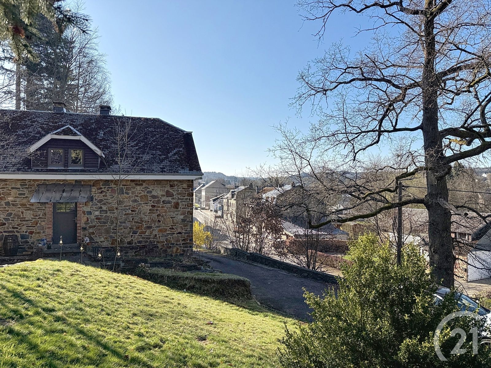 Huis met vakantiewoning te koop in Vielsalm! foto 33
