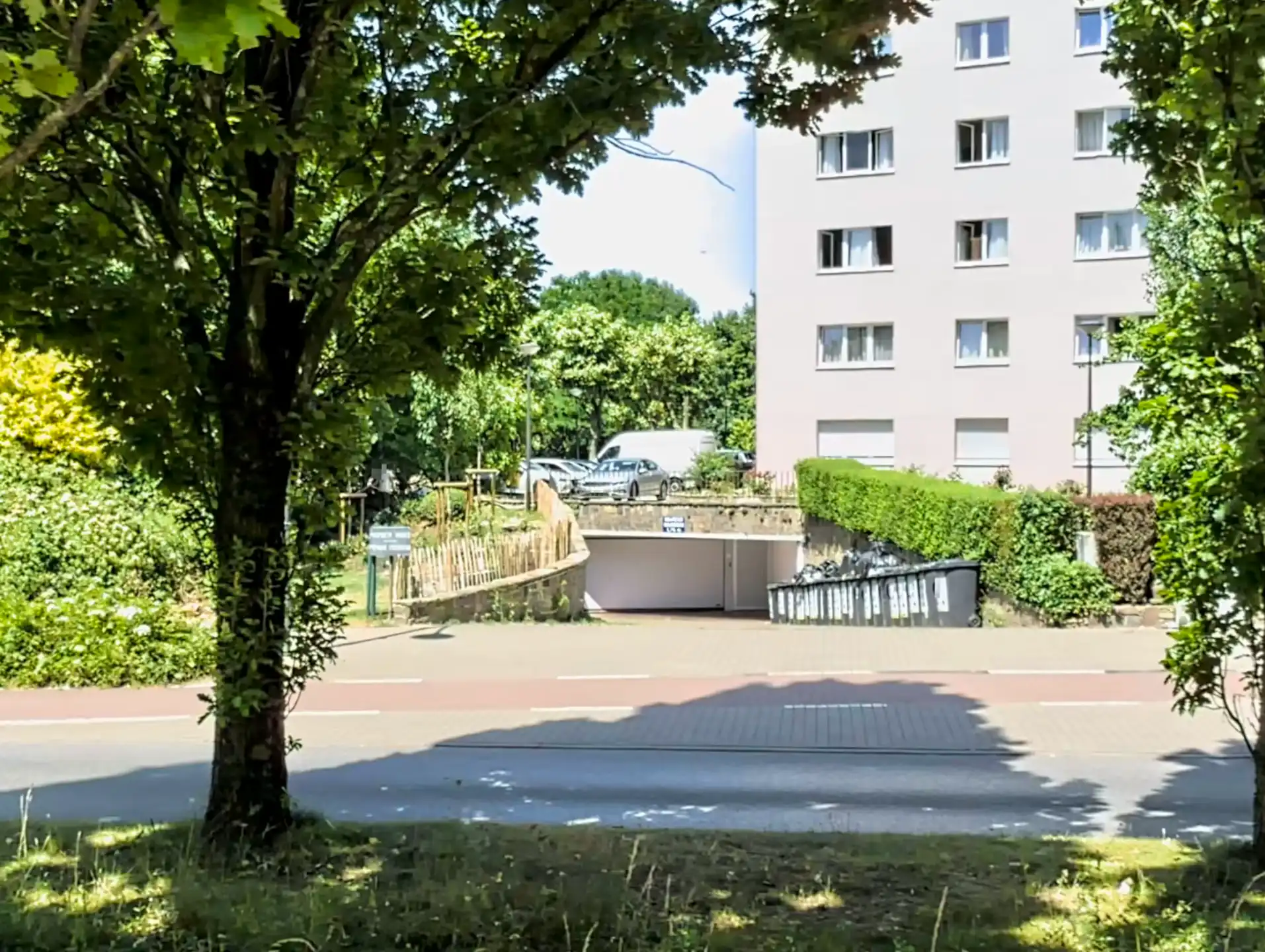 GARAGE BOX TE KOOP - OPTIMISME/DUNANT foto {{pictureIndex}}