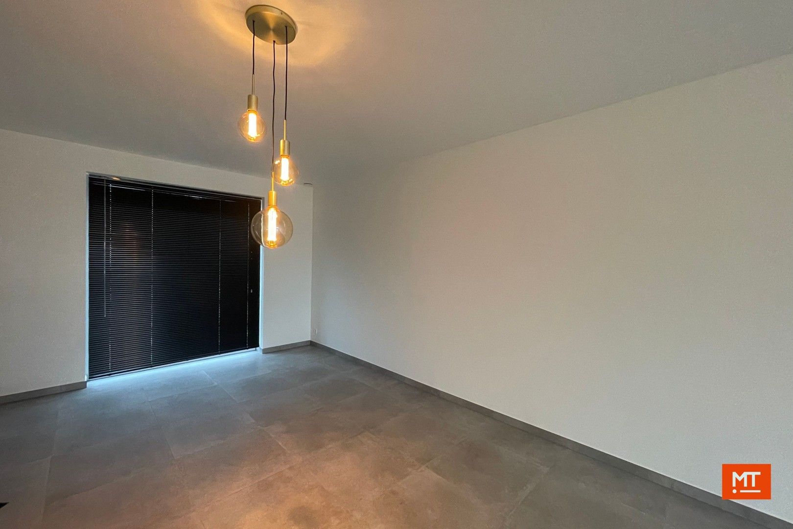 Nieuwbouwwoning te huur met 3 slaapkamers en carport foto 6