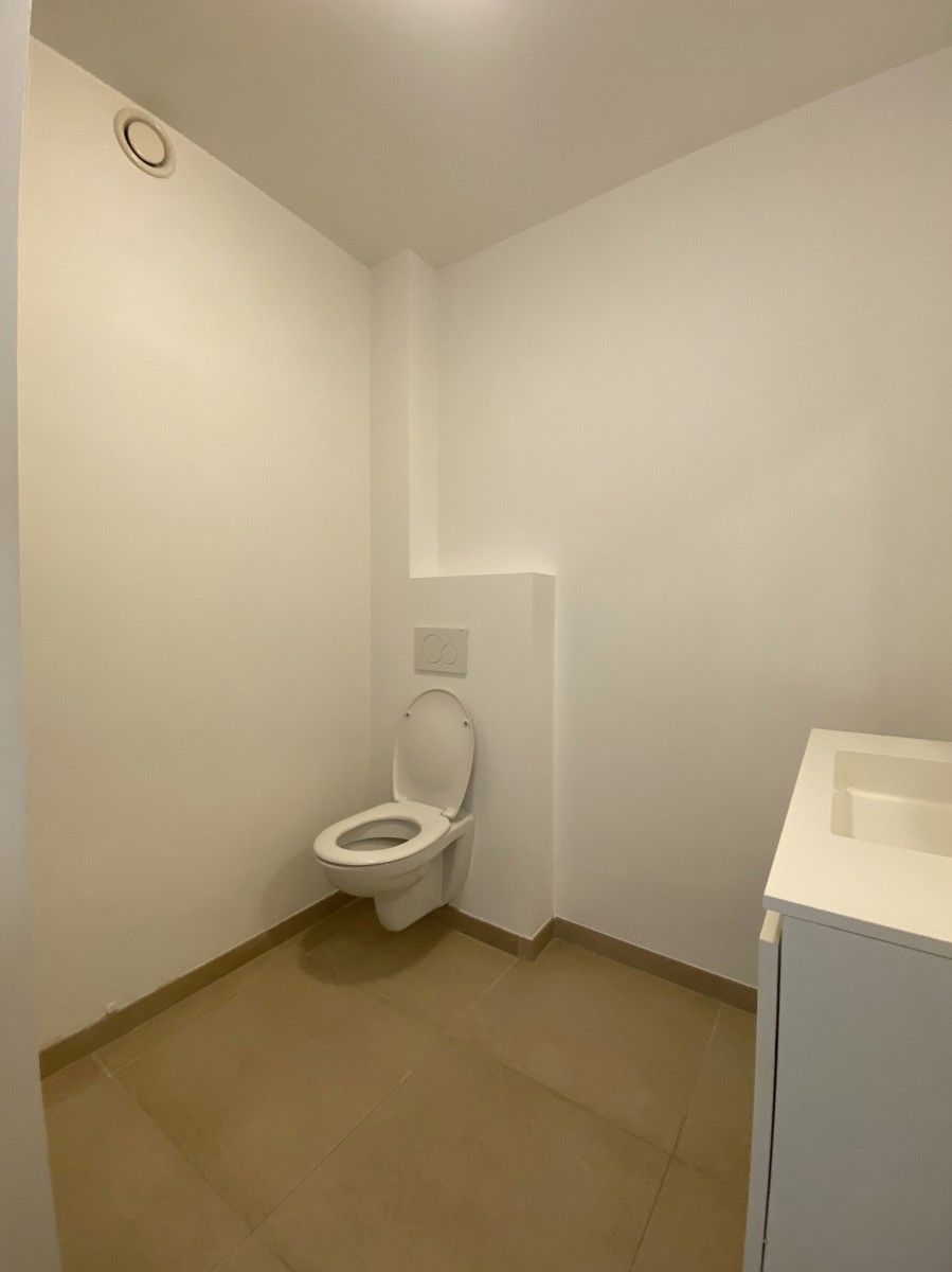 Appartement te huur foto 9