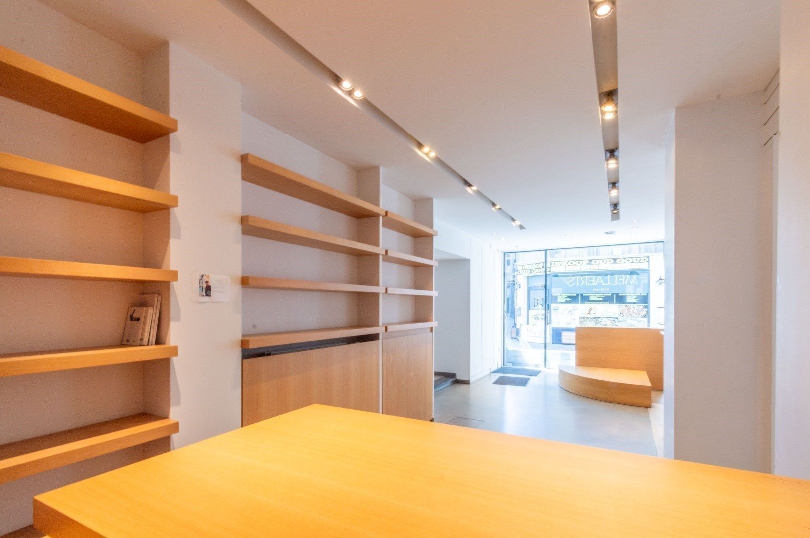 GEHEEL VAN 2 GEBOUWEN ! foto 4