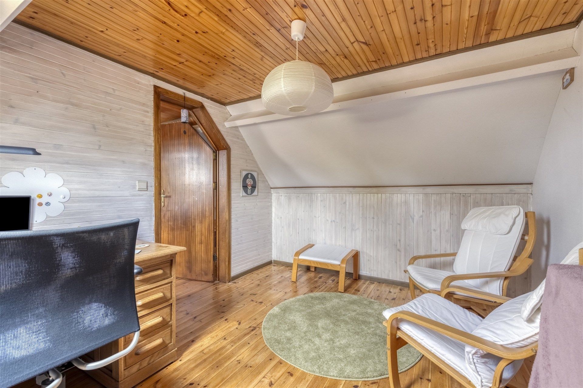 Ruime woning met groene tuin te koop in Oosterzele foto 19