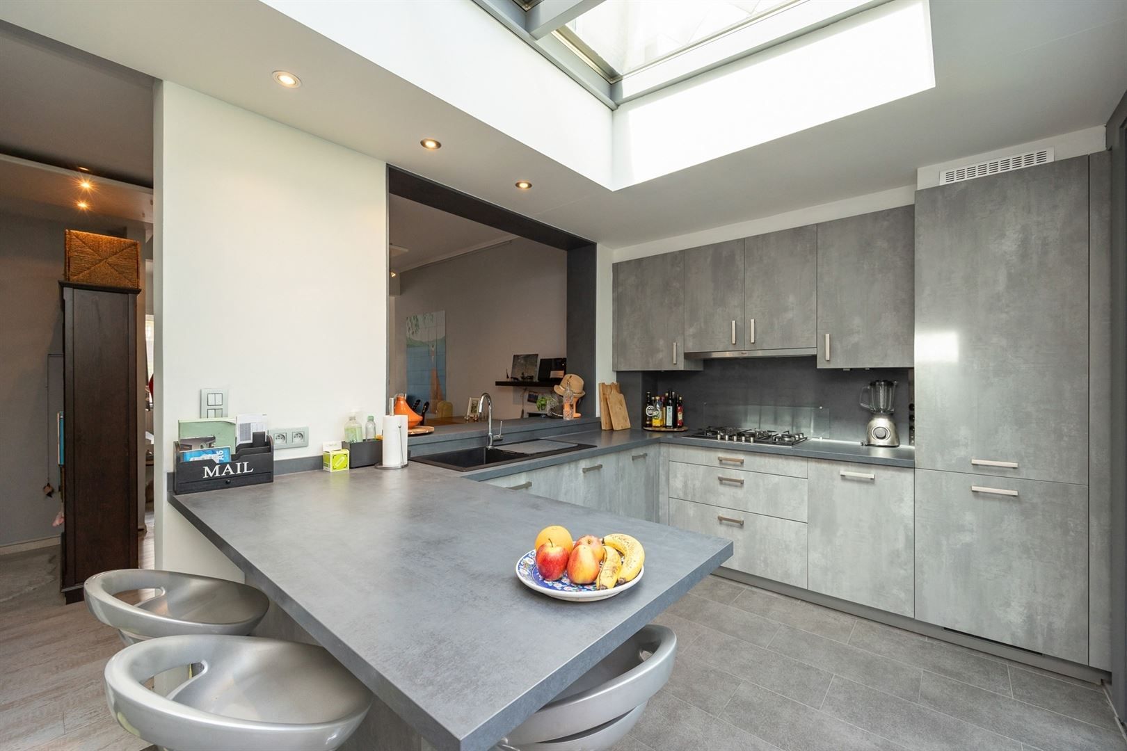 Instapklare rijwoning met 2 slpk en autostaanplaats foto 7