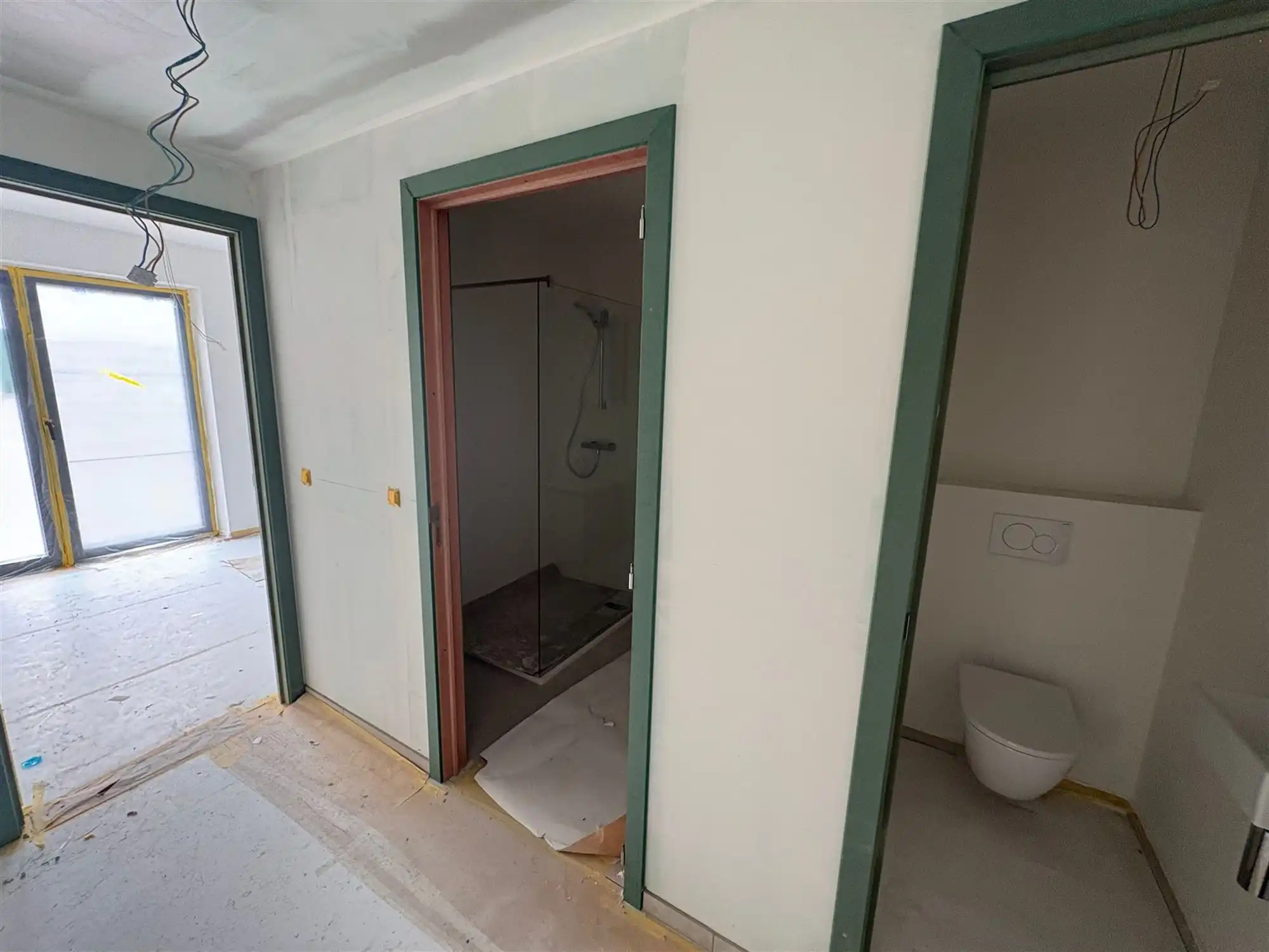 Appartement met 2 slaapkamers en ruim terras. foto 10