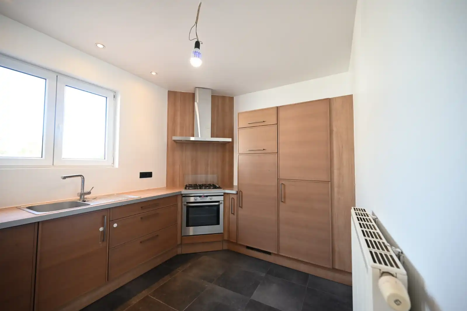 Ruime gezinswoning met 3 slaapkamers, tuin en groot terras! foto 10