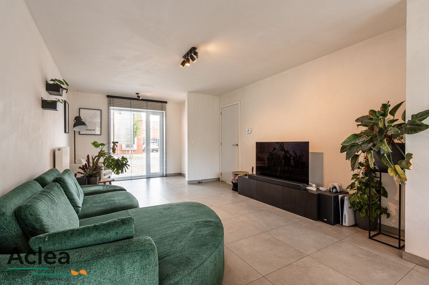 Recente energiezuinige woning met 3 tot 4 slpks foto 15