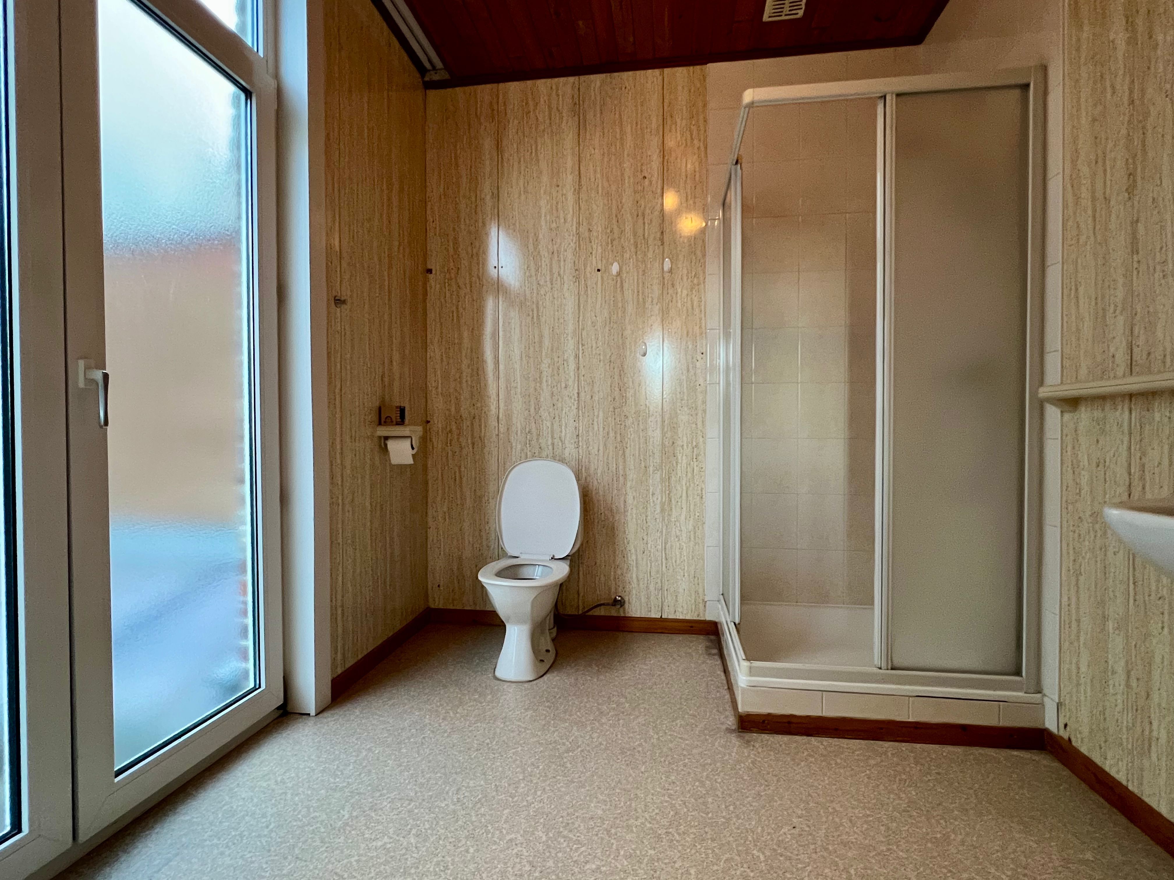 Gesloten bebouwing met 3 slaapkamers & inpandige garage centrum Eeklo foto 9