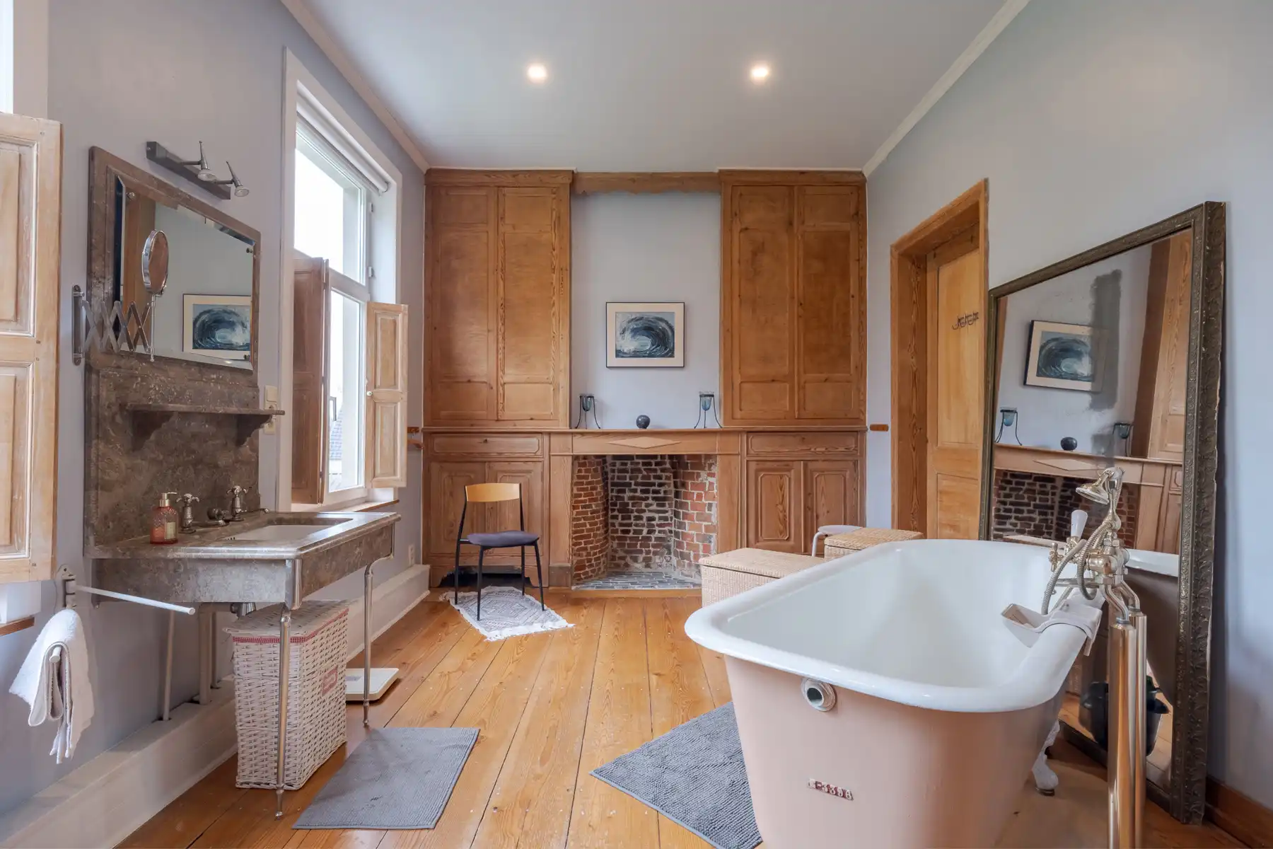 Uniek gerestaureerd herenhuis met parktuin foto 15