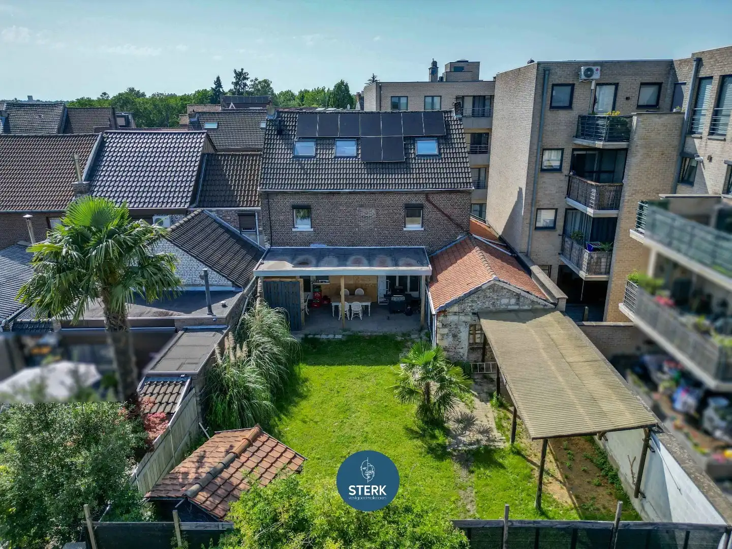 RUIME GEZINSWONING MET 7 SLPKS + 2 BADKAMERS NABIJ DE NEDERLANDSE GRENS !   foto 21