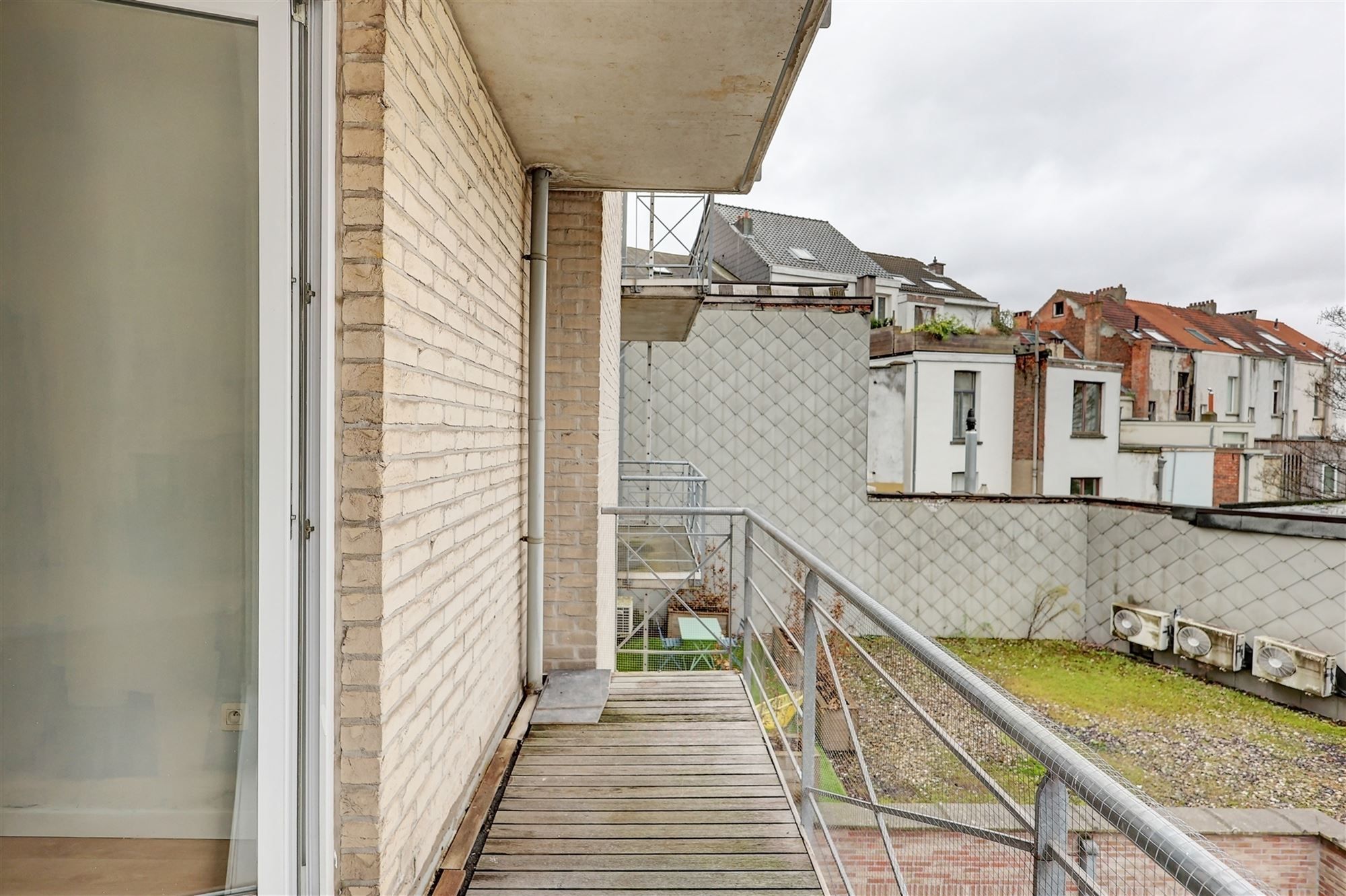 Appartement met twee slaapkamers vlakbij 't Zuid in Antwerpen foto 12