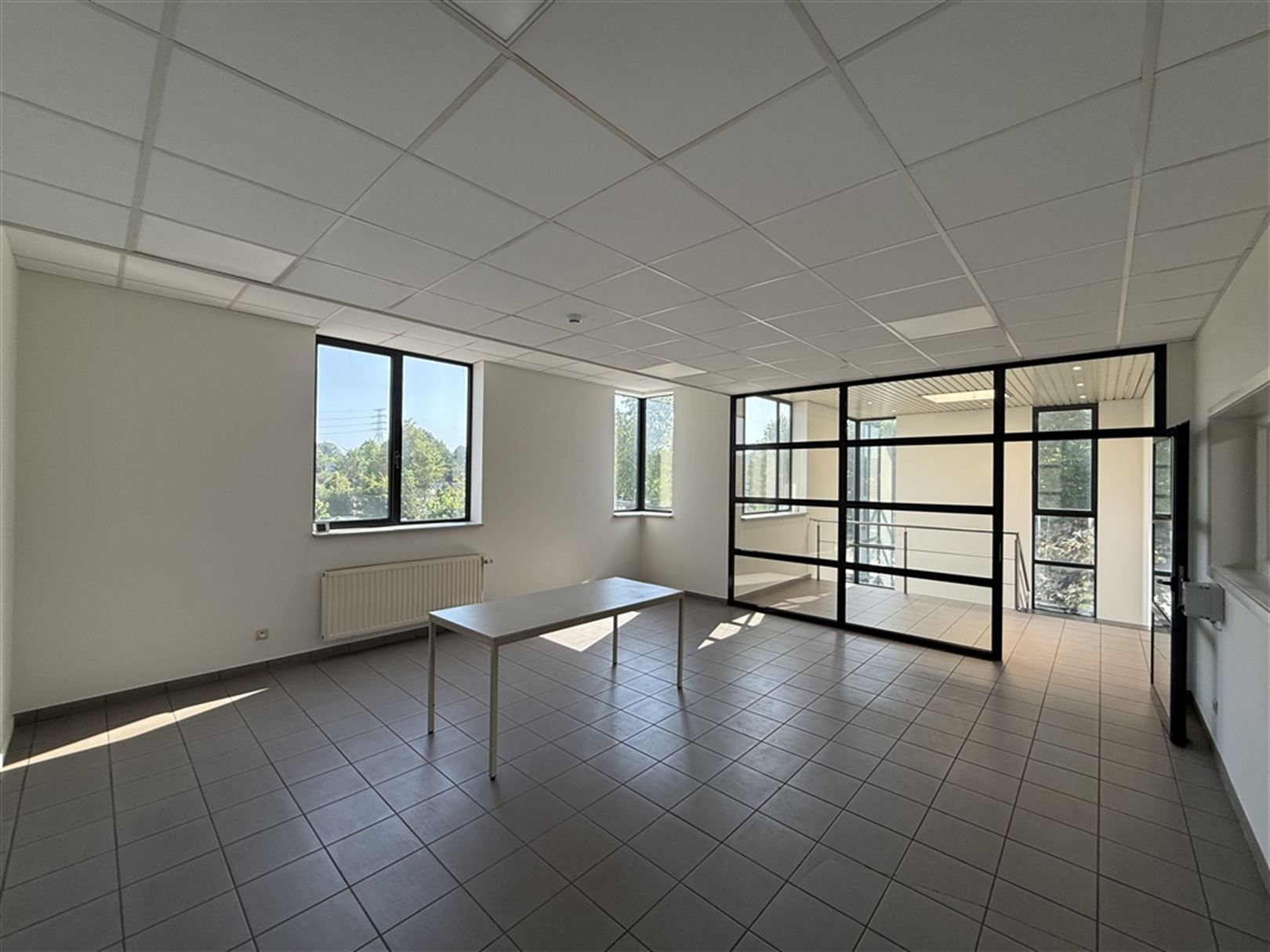 Goed gelezen magazijnen te Genk foto 12