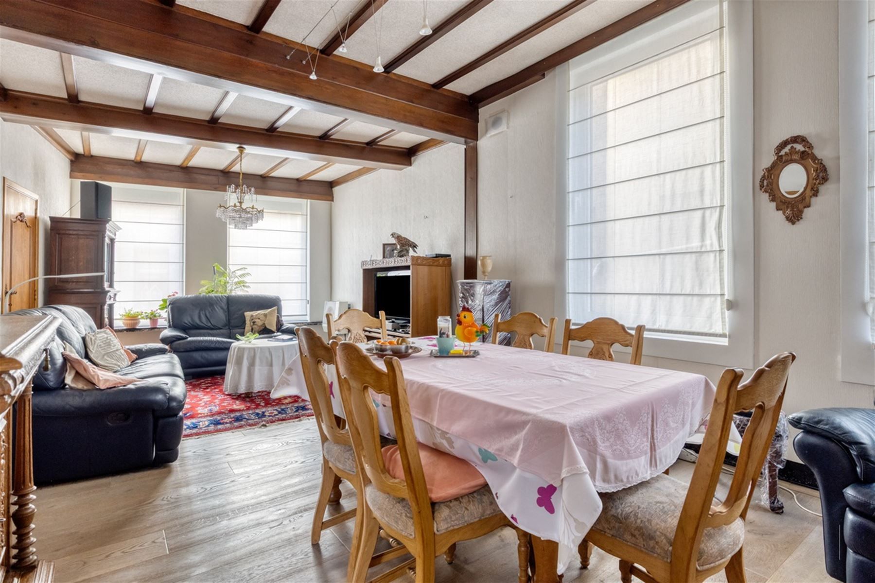 Halfopen bebouwing met 4 slaapkamers en garage foto 7