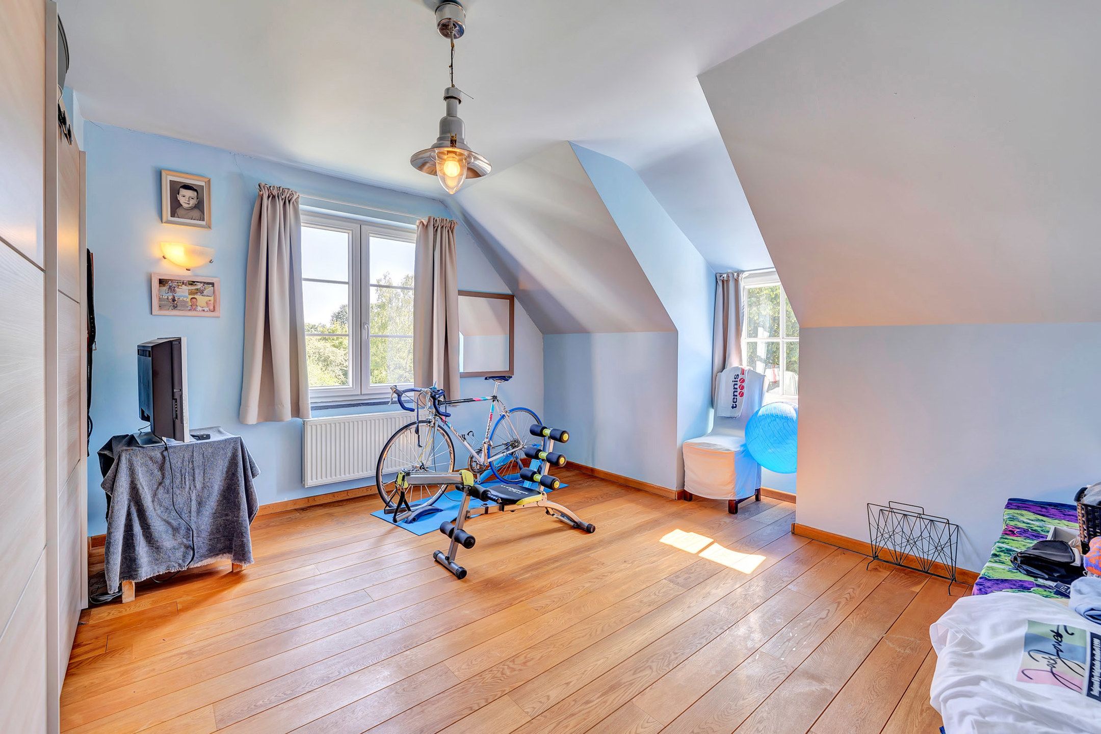 Prachtige gelegen villa met kwalitatieve afwerking foto 19