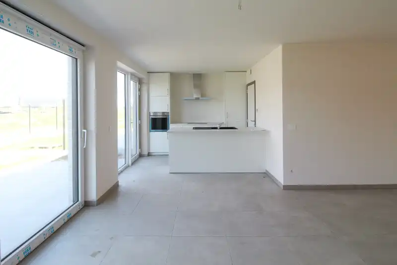 Ruime nieuwbouwwoning te Roeselare foto 5