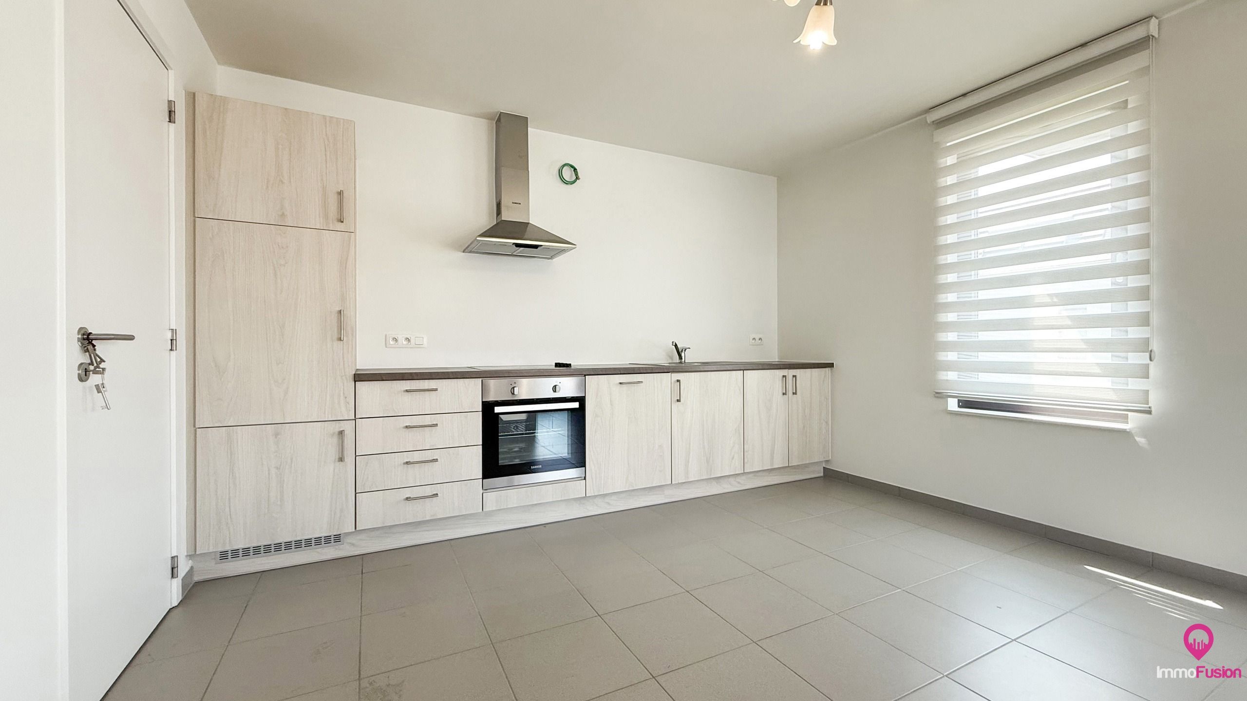 Modern instapklaar appartement met 2slk en een leuk terras! foto 8