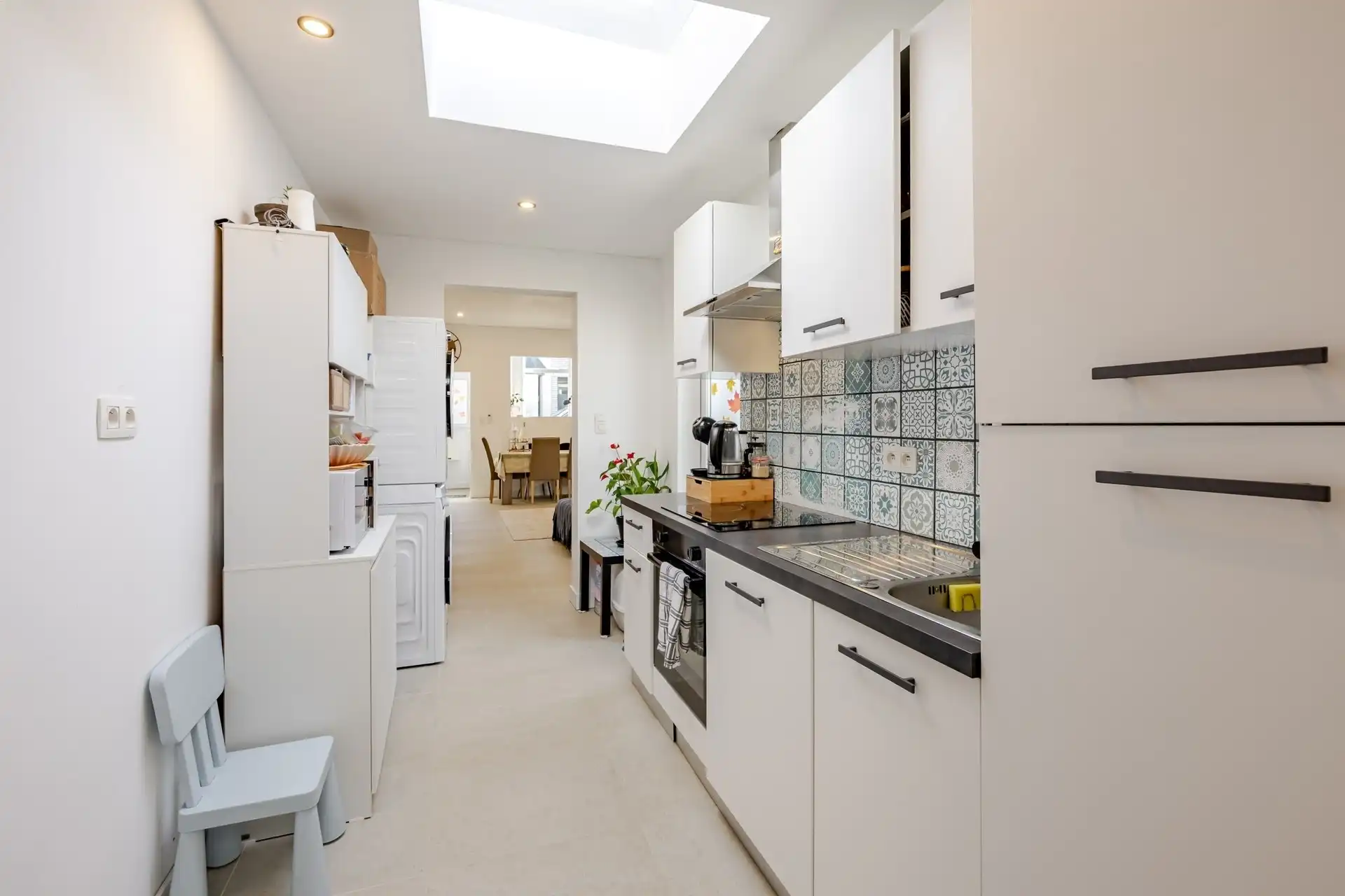 Prachtig gerenoveerde woning met 2 slks en buitenruimte foto 9