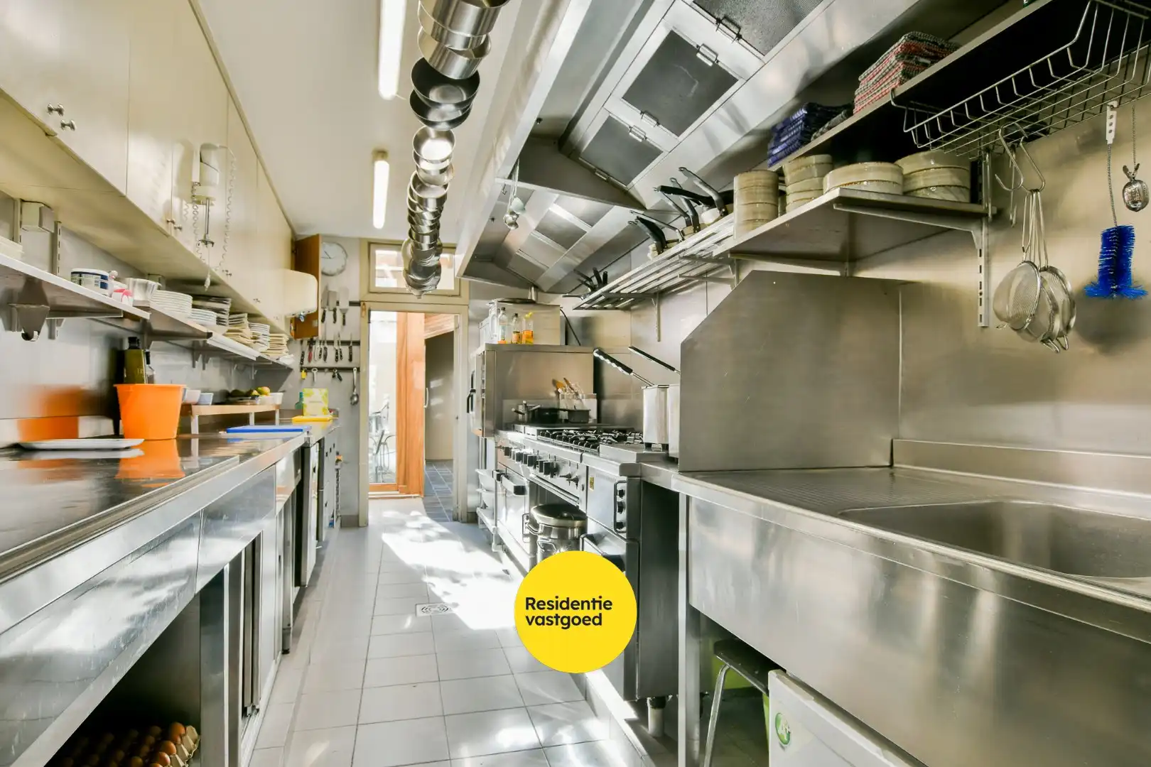 Uitzonderlijk handelspand met woonst op toplocatie! foto 12