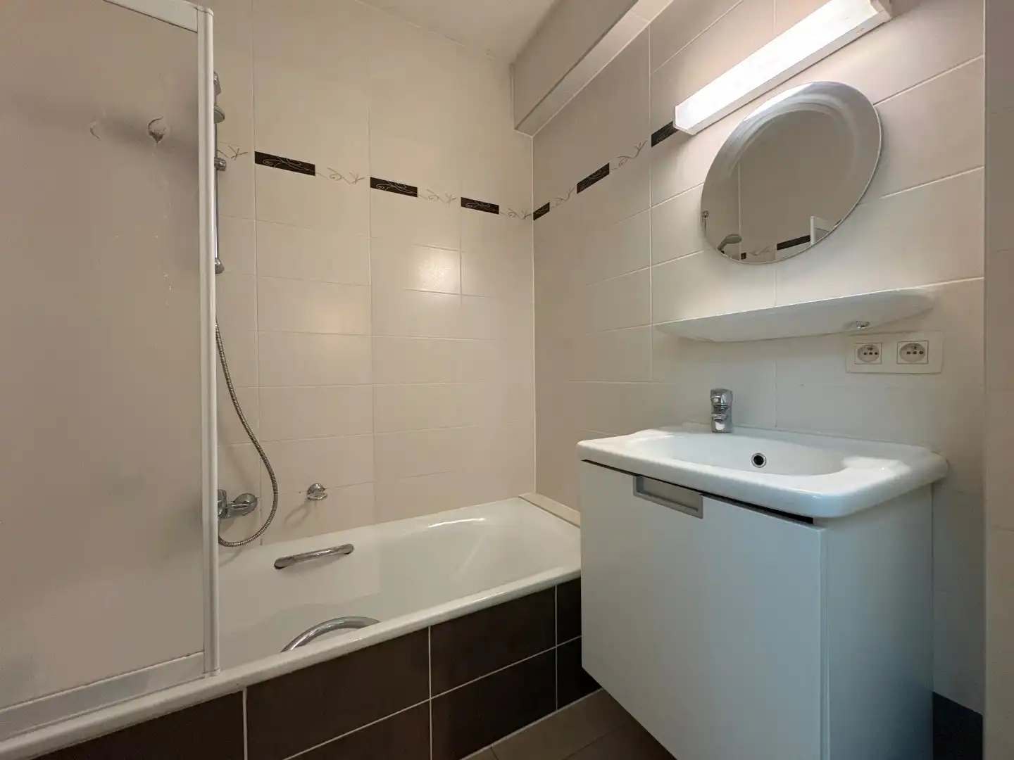 Gelijkvloers appartement te koop op de zeedijk van Koksijde foto 12