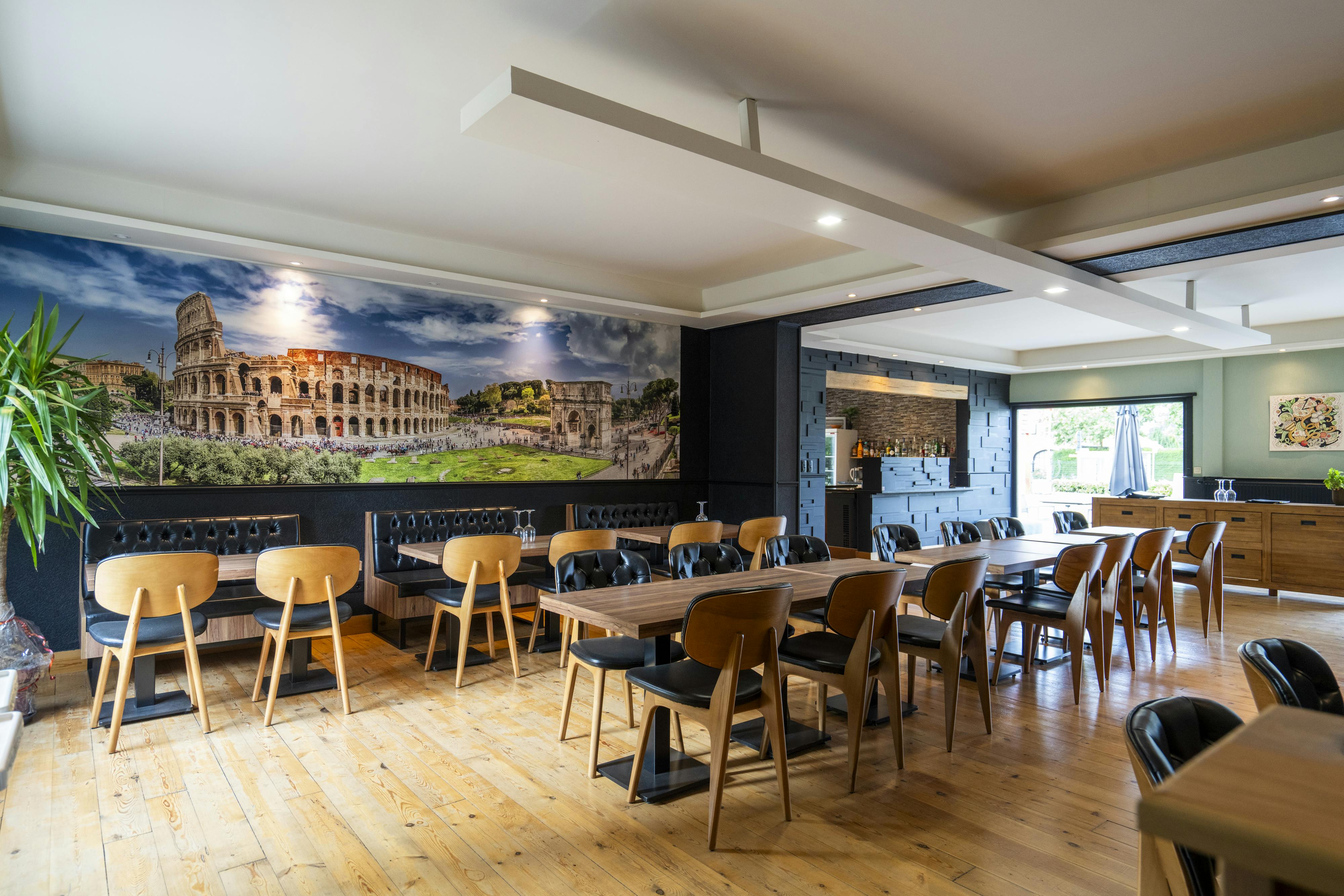 Bouwgrond (1561m²) op commerciële locatie te koop in Menen foto 3