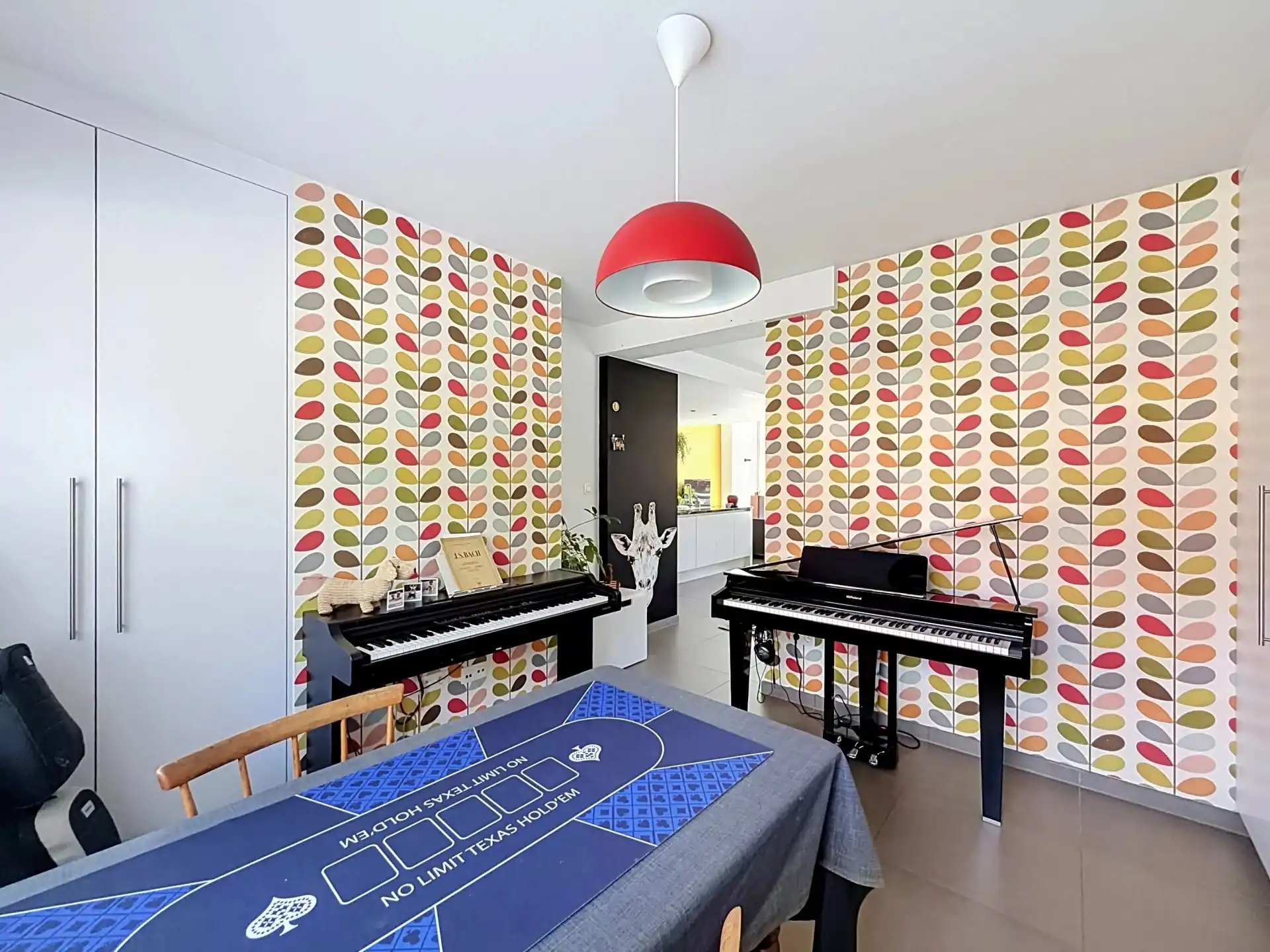 Verrassend ruime instapklare woning met 3 slaapkamers op een mooi perceel. foto 16