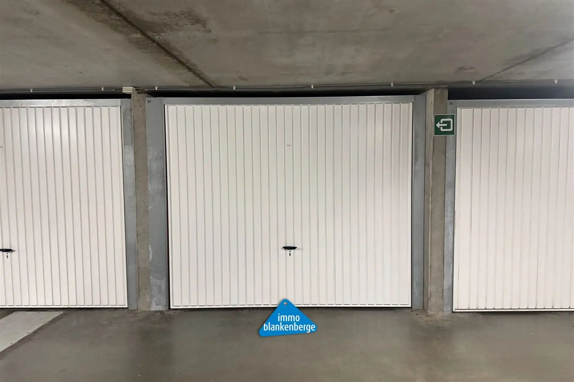 Instapklaar gemeubeld  éénslaapkamerappartement op topligging aan de zee in Blankenberge foto 17