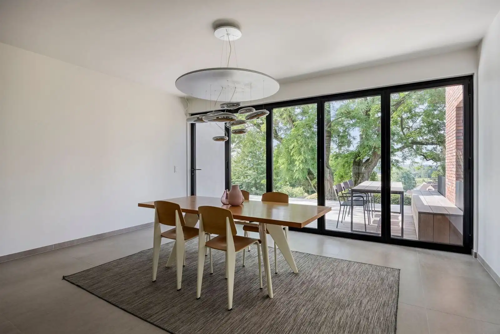 Villa met 4 slaapkamers, tuin met zwemvijver  foto 10