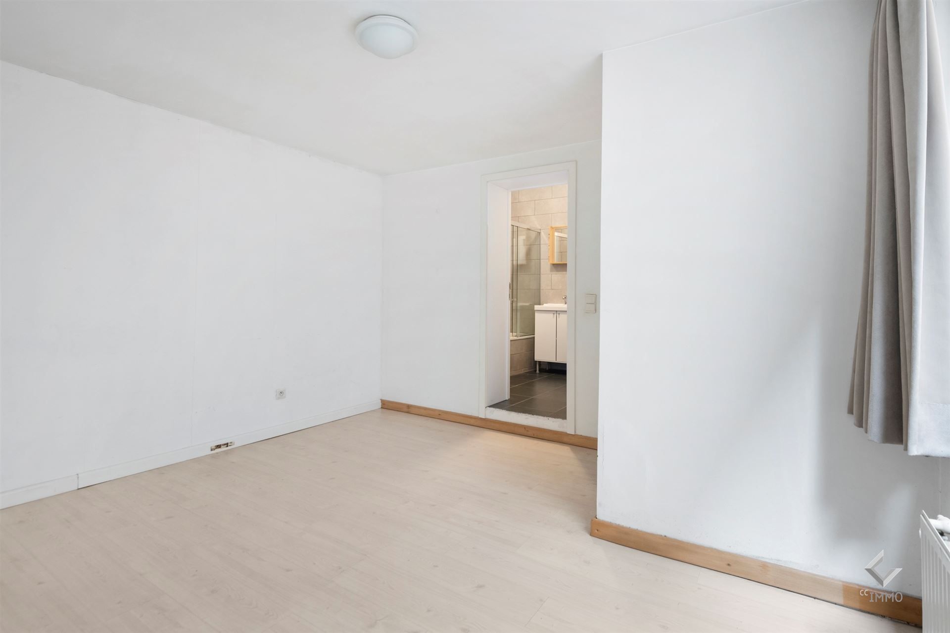 Ruim gelijkvloers appartement van ca. 60m² foto 15