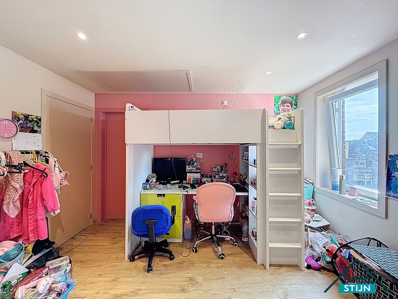 Halfopen bebouwing met 4 slaapkamers en garage foto 13