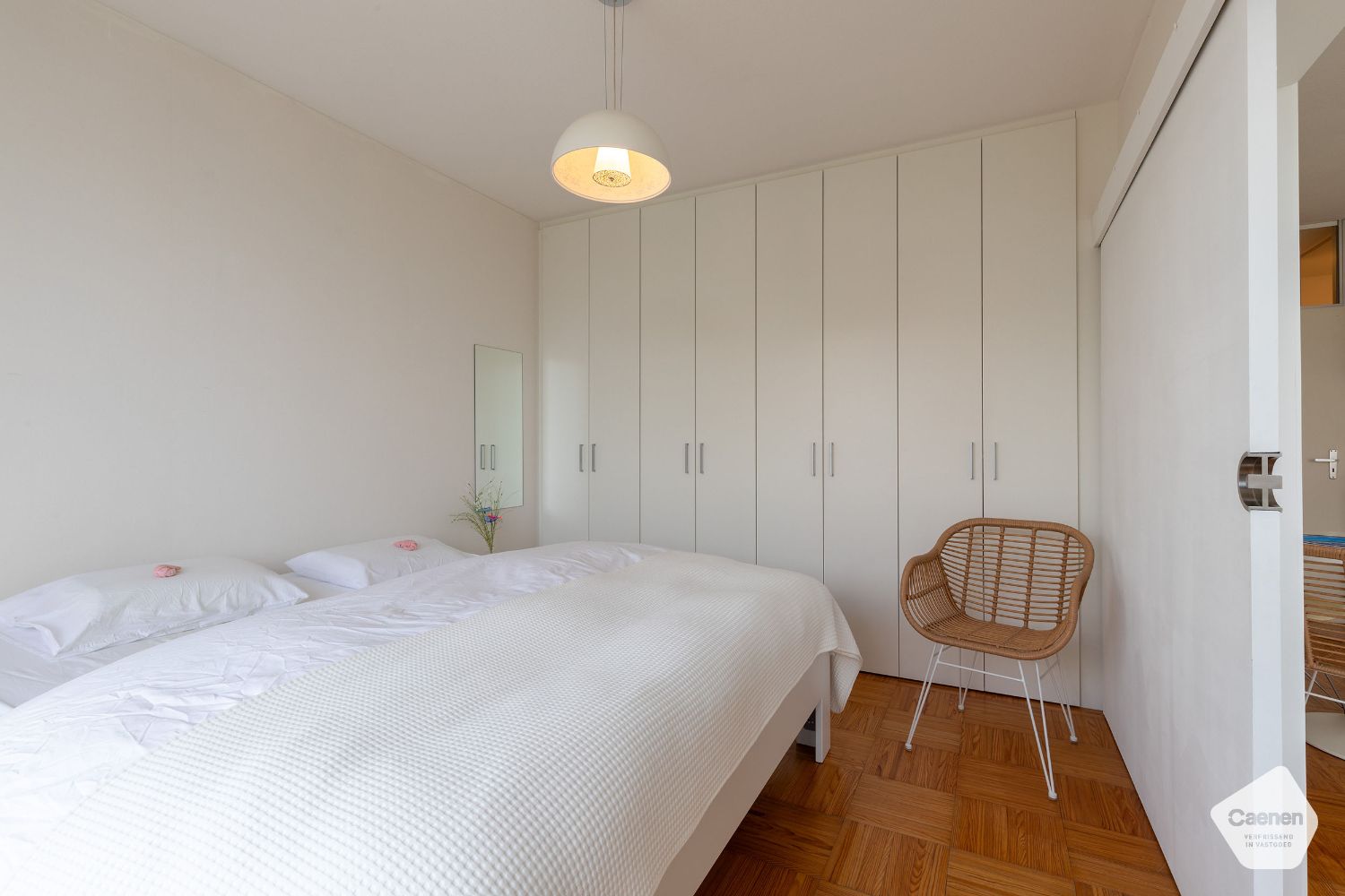 Zeer mooi gerenoveerd appartement met 1 slaapkamer foto 6