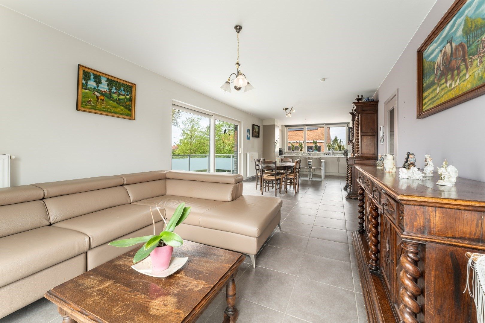 Recent 2-slaapkamer appartement (99m²) met ruim terras te Leke!  foto 4