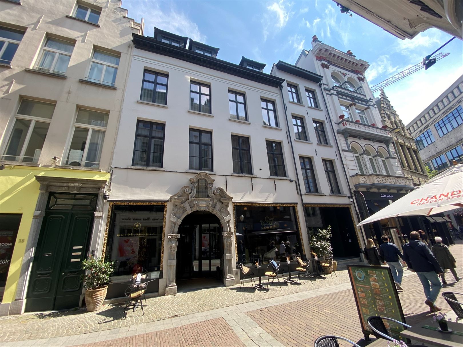 Handelspand in centrum Antwerpen  foto {{pictureIndex}}