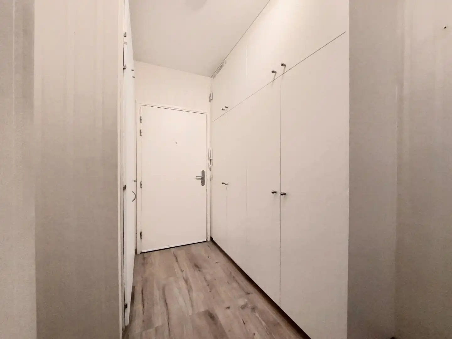 Instapklaar gelijkvloersappartement foto 9