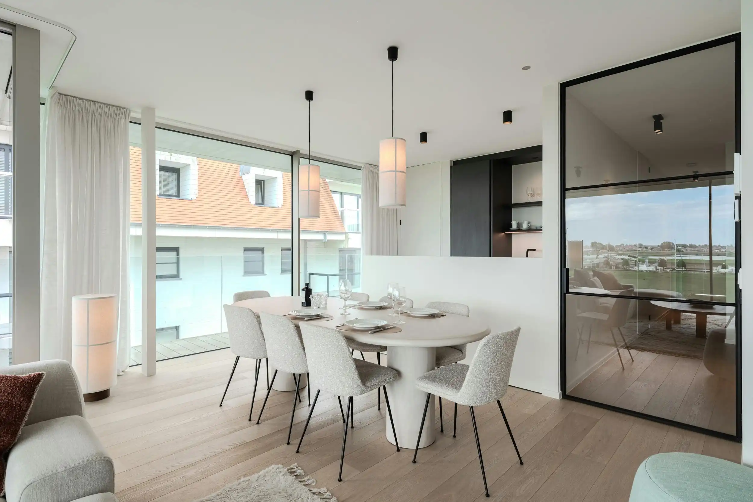 Magnifiek appartement met drie slaapkamers en twee badkamers foto 7