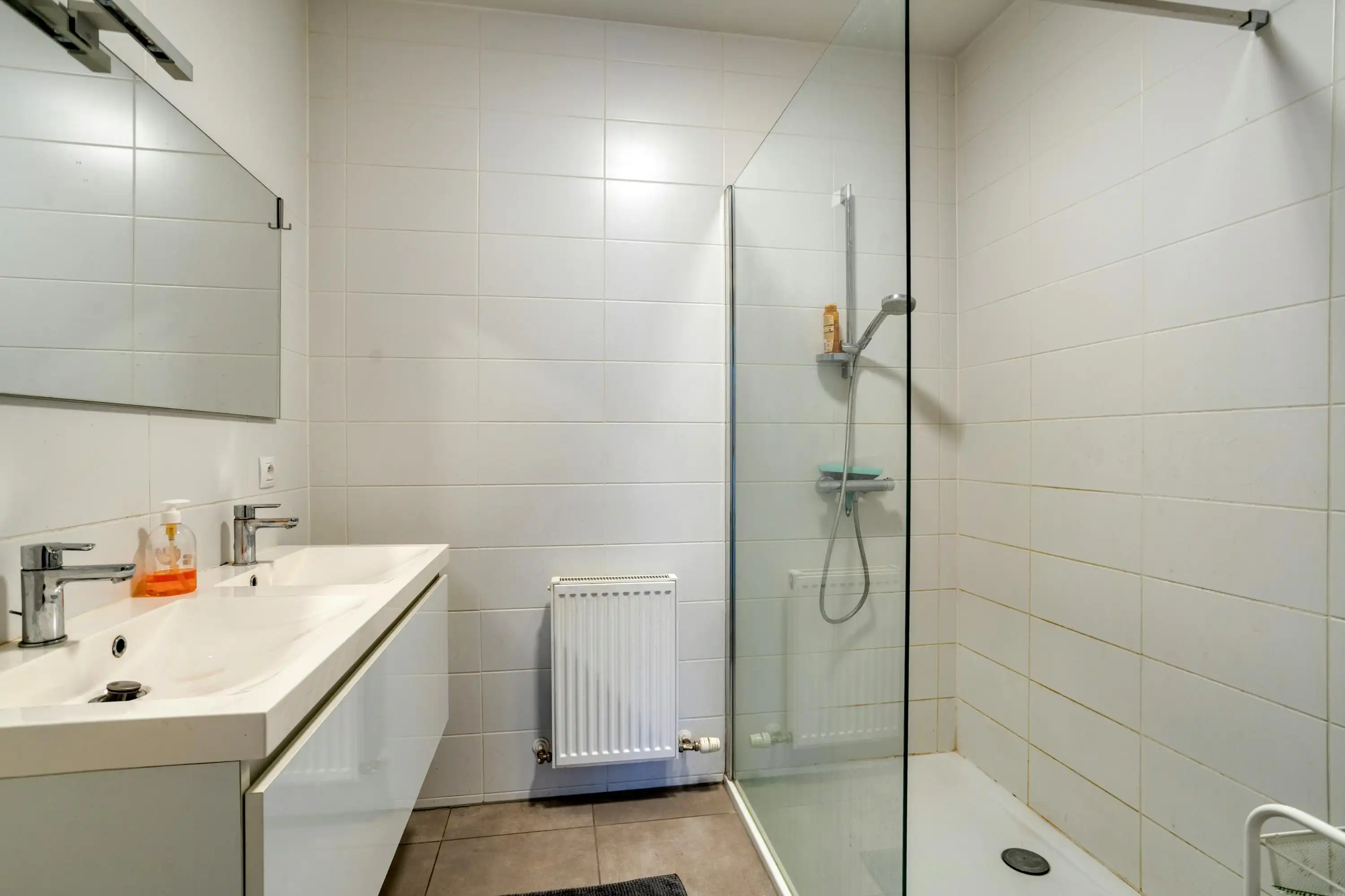 Recent, instapklaar appartement met 2 slaapkamers in Boom foto 10