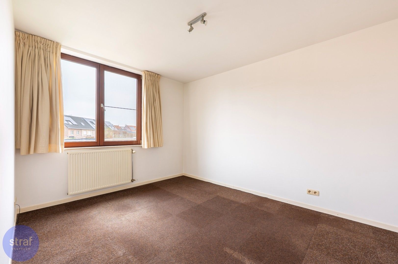 Prachtige woning met veel ruimte foto 16