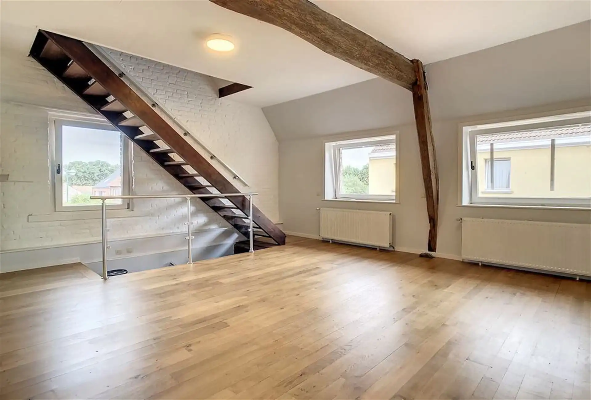 Duplex appartement op een uitstekende locatie foto 2