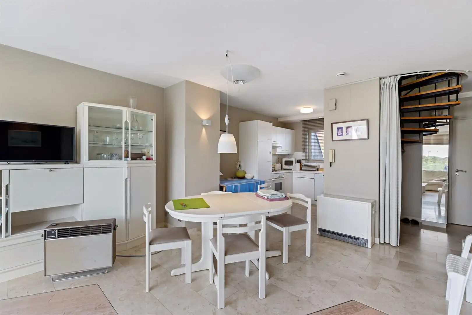 Prachtig gelegen duplex appartement met unieke zichten foto 11