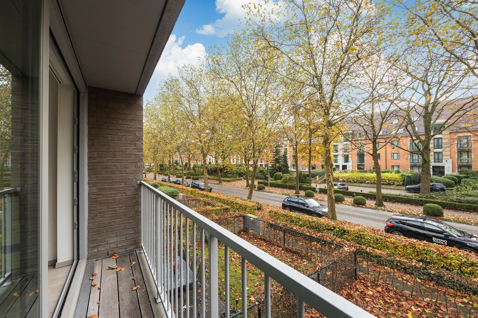 Instapklaar appartement met 2 slaapkamers, terras en autostaanplaats foto 8