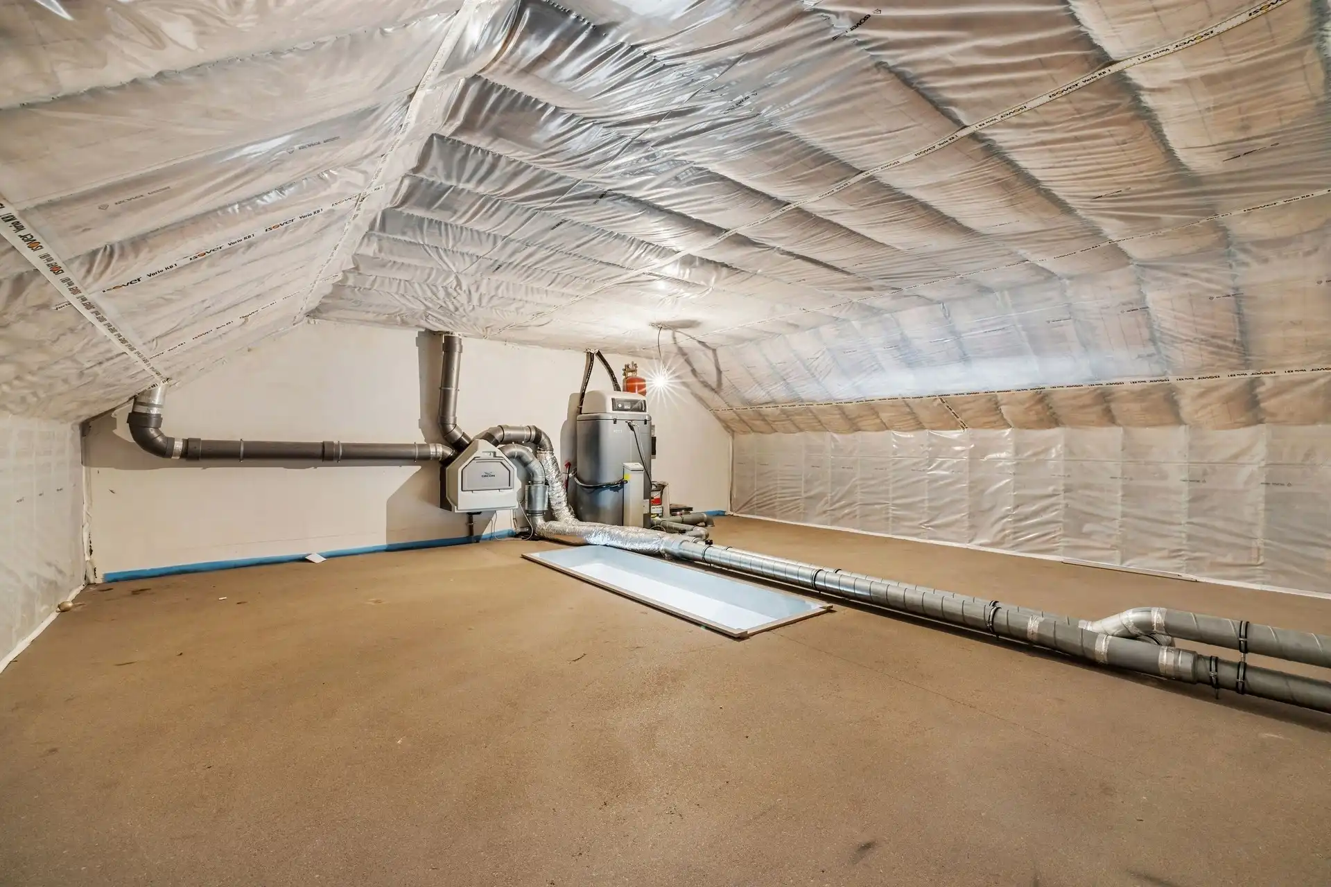 Ruime gezinswoning met 3 slaapkamers en 2 badkamers op een absolute toplocatie foto 21